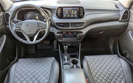 Hyundai Tucson III, 2018 год, 2 050 000 рублей, 11 фотография