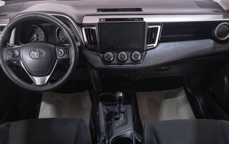 Toyota RAV4, 2016 год, 2 099 000 рублей, 8 фотография