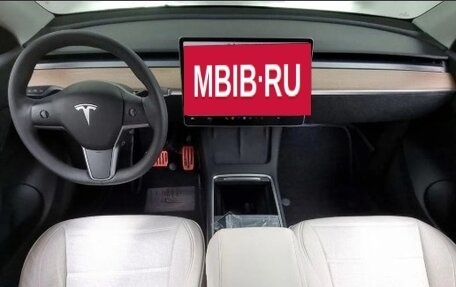 Tesla Model Y I, 2022 год, 3 800 000 рублей, 5 фотография