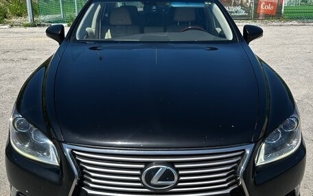 Lexus LS IV, 2012 год, 2 100 000 рублей, 1 фотография