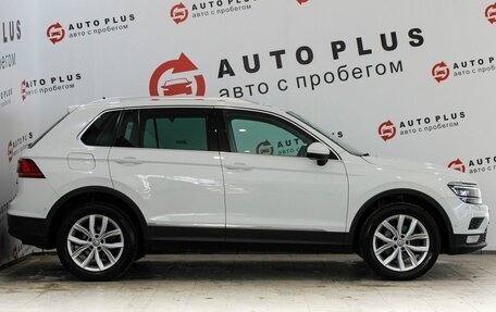 Volkswagen Tiguan II, 2017 год, 2 139 000 рублей, 7 фотография