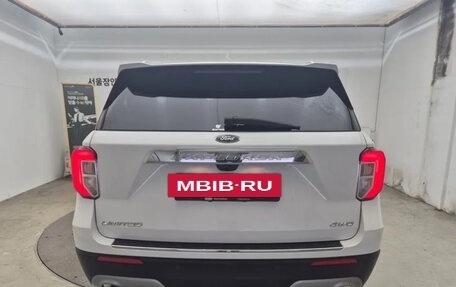 Ford Explorer VI, 2021 год, 2 410 000 рублей, 4 фотография