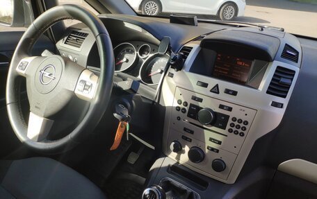 Opel Zafira B, 2008 год, 799 500 рублей, 14 фотография