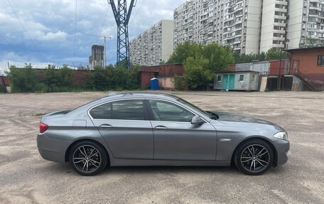 BMW 5 серия, 2012 год, 1 381 000 рублей, 2 фотография