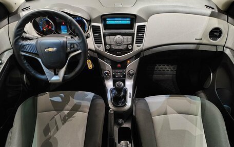 Chevrolet Cruze II, 2012 год, 575 000 рублей, 10 фотография