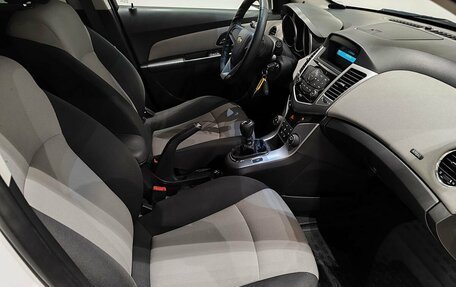 Chevrolet Cruze II, 2012 год, 575 000 рублей, 9 фотография