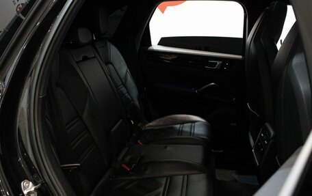 Porsche Cayenne III, 2019 год, 5 999 000 рублей, 13 фотография