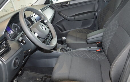 Skoda Rapid II, 2021 год, 1 475 000 рублей, 10 фотография