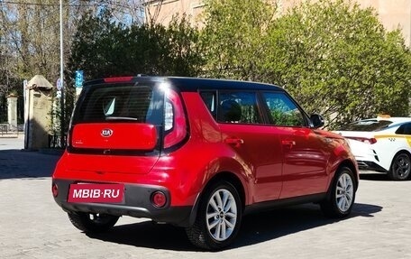 KIA Soul II рестайлинг, 2018 год, 1 465 000 рублей, 5 фотография
