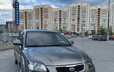 KIA Rio II, 2010 год, 650 000 рублей, 2 фотография