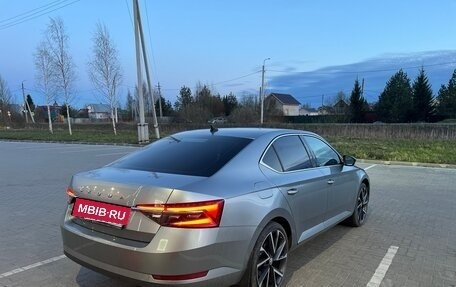 Skoda Superb III рестайлинг, 2019 год, 2 725 000 рублей, 2 фотография