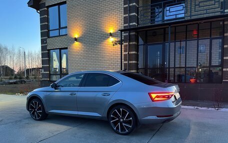 Skoda Superb III рестайлинг, 2019 год, 2 725 000 рублей, 6 фотография