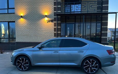 Skoda Superb III рестайлинг, 2019 год, 2 725 000 рублей, 5 фотография