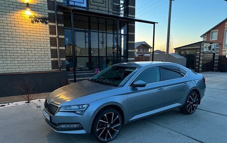 Skoda Superb III рестайлинг, 2019 год, 2 725 000 рублей, 4 фотография
