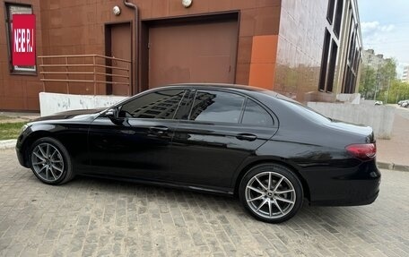 Mercedes-Benz E-Класс, 2022 год, 5 300 000 рублей, 12 фотография