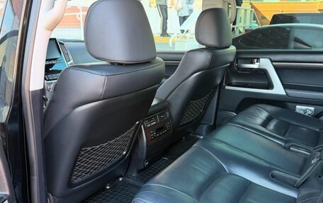 Toyota Land Cruiser 200, 2016 год, 4 650 000 рублей, 8 фотография