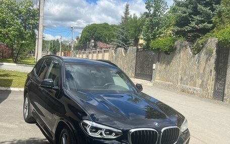 BMW X3, 2018 год, 4 500 000 рублей, 2 фотография