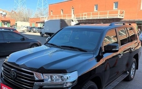 Toyota Land Cruiser 200, 2016 год, 4 650 000 рублей, 4 фотография