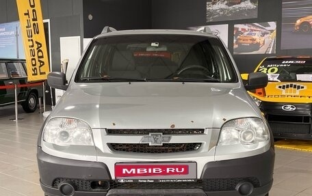 Chevrolet Niva I рестайлинг, 2017 год, 630 000 рублей, 2 фотография