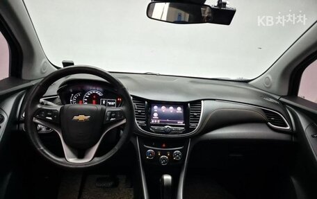 Chevrolet Trax, 2021 год, 1 295 000 рублей, 6 фотография