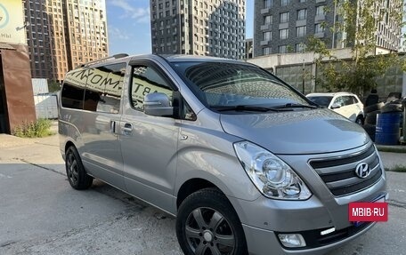 Hyundai Grand Starex Grand Starex I рестайлинг 2, 2016 год, 2 900 000 рублей, 6 фотография