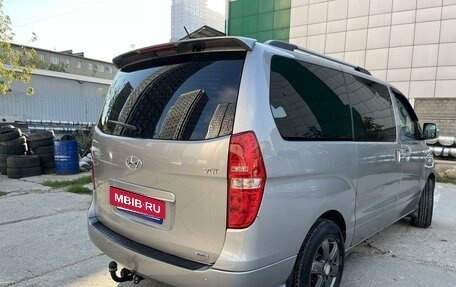 Hyundai Grand Starex Grand Starex I рестайлинг 2, 2016 год, 2 900 000 рублей, 10 фотография