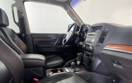 Mitsubishi Pajero IV, 2008 год, 1 634 000 рублей, 11 фотография