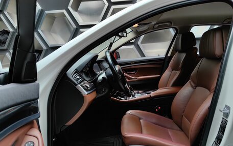 BMW 5 серия, 2013 год, 2 350 000 рублей, 19 фотография