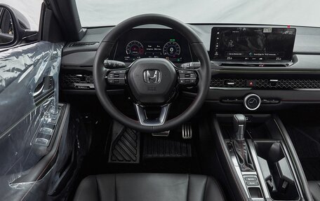 Honda Accord, 2023 год, 17 фотография