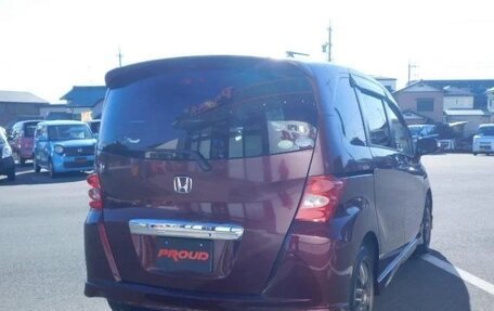 Honda Freed I, 2011 год, 900 000 рублей, 4 фотография