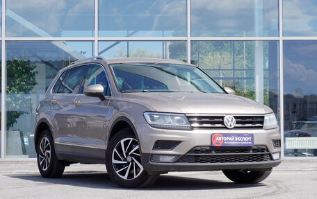 Volkswagen Tiguan II, 2018 год, 2 195 000 рублей, 3 фотография