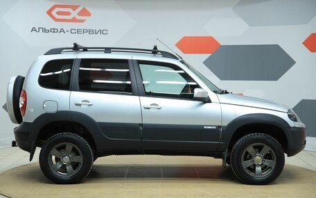 Chevrolet Niva I рестайлинг, 2018 год, 850 000 рублей, 4 фотография