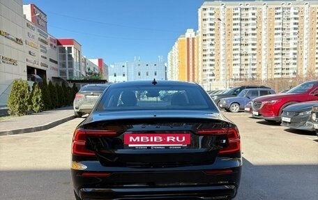Volvo S60 III, 2023 год, 4 500 000 рублей, 7 фотография