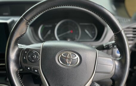 Toyota Voxy III, 2015 год, 2 000 050 рублей, 13 фотография