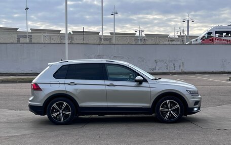 Volkswagen Tiguan II, 2018 год, 3 200 000 рублей, 4 фотография