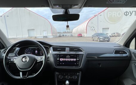 Volkswagen Tiguan II, 2018 год, 3 200 000 рублей, 11 фотография