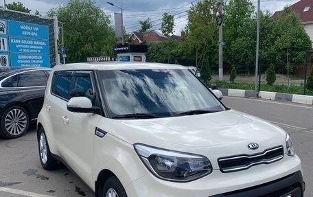 KIA Soul II рестайлинг, 2018 год, 1 900 000 рублей, 4 фотография