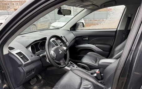 Mitsubishi Outlander III рестайлинг 3, 2008 год, 930 000 рублей, 8 фотография