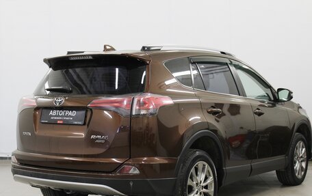 Toyota RAV4, 2016 год, 2 450 000 рублей, 4 фотография
