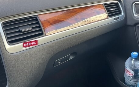 Volkswagen Touareg III, 2011 год, 2 000 000 рублей, 8 фотография
