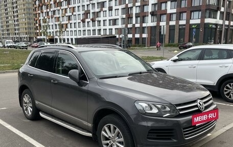 Volkswagen Touareg III, 2011 год, 2 000 000 рублей, 4 фотография