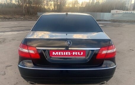 Mercedes-Benz E-Класс, 2009 год, 1 350 000 рублей, 4 фотография