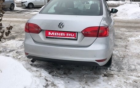 Volkswagen Jetta VI, 2014 год, 890 000 рублей, 3 фотография