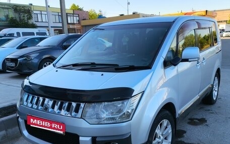 Mitsubishi Delica D:5 I, 2007 год, 1 600 000 рублей, 2 фотография