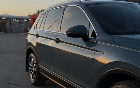 Volkswagen Tiguan II, 2019 год, 2 100 000 рублей, 10 фотография