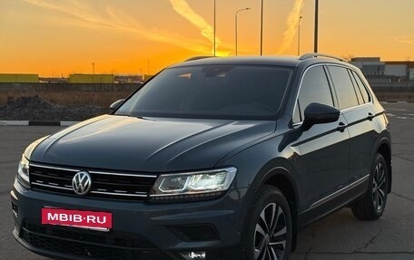 Volkswagen Tiguan II, 2019 год, 2 100 000 рублей, 8 фотография
