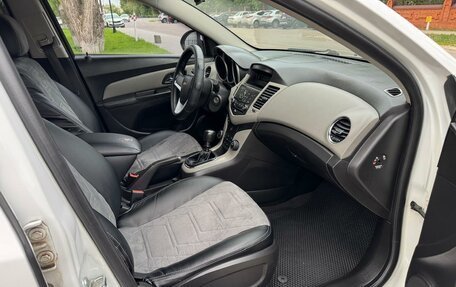 Chevrolet Cruze II, 2012 год, 645 000 рублей, 7 фотография