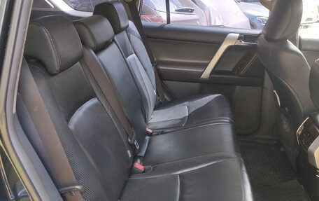Toyota Land Cruiser Prado 150 рестайлинг 2, 2011 год, 2 270 000 рублей, 6 фотография
