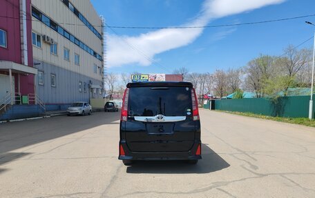 Toyota Noah III, 2014 год, 1 800 000 рублей, 12 фотография