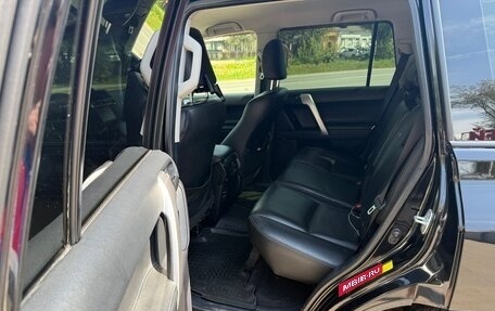 Toyota Land Cruiser Prado 150 рестайлинг 2, 2013 год, 2 800 000 рублей, 10 фотография